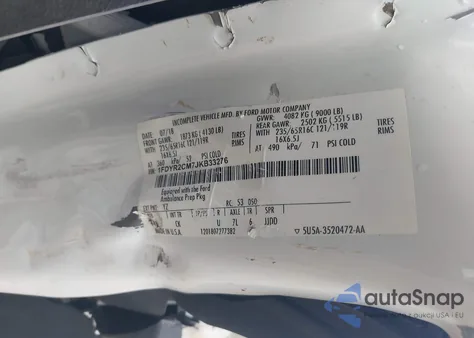 2018 Ford Transit-250 z USA, uszkodzony, nr VIN 1FDYR2CM7JKB33276